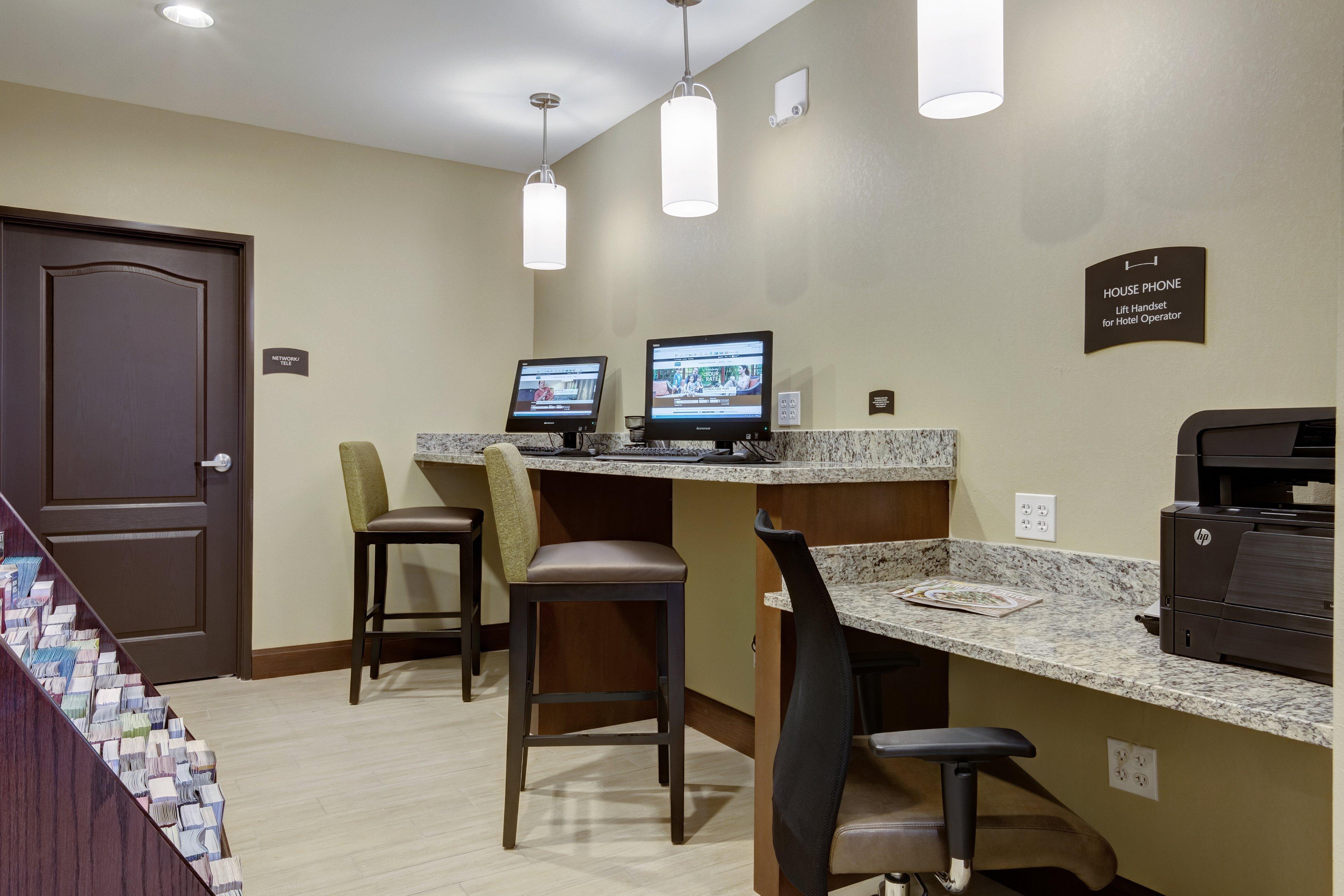 מרלינד הייטס Staybridge Suites St Louis - Westport By Ihg מראה חיצוני תמונה